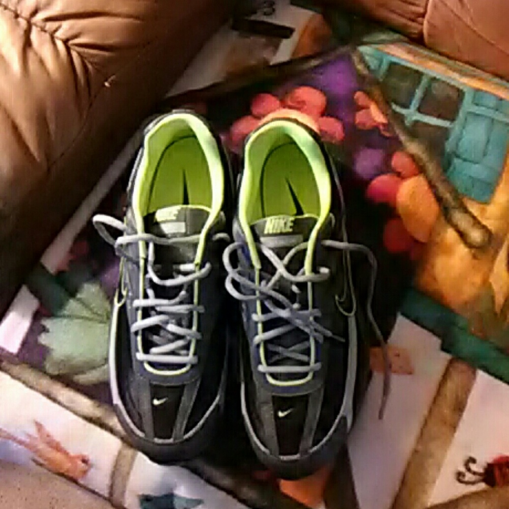 Men's shoes